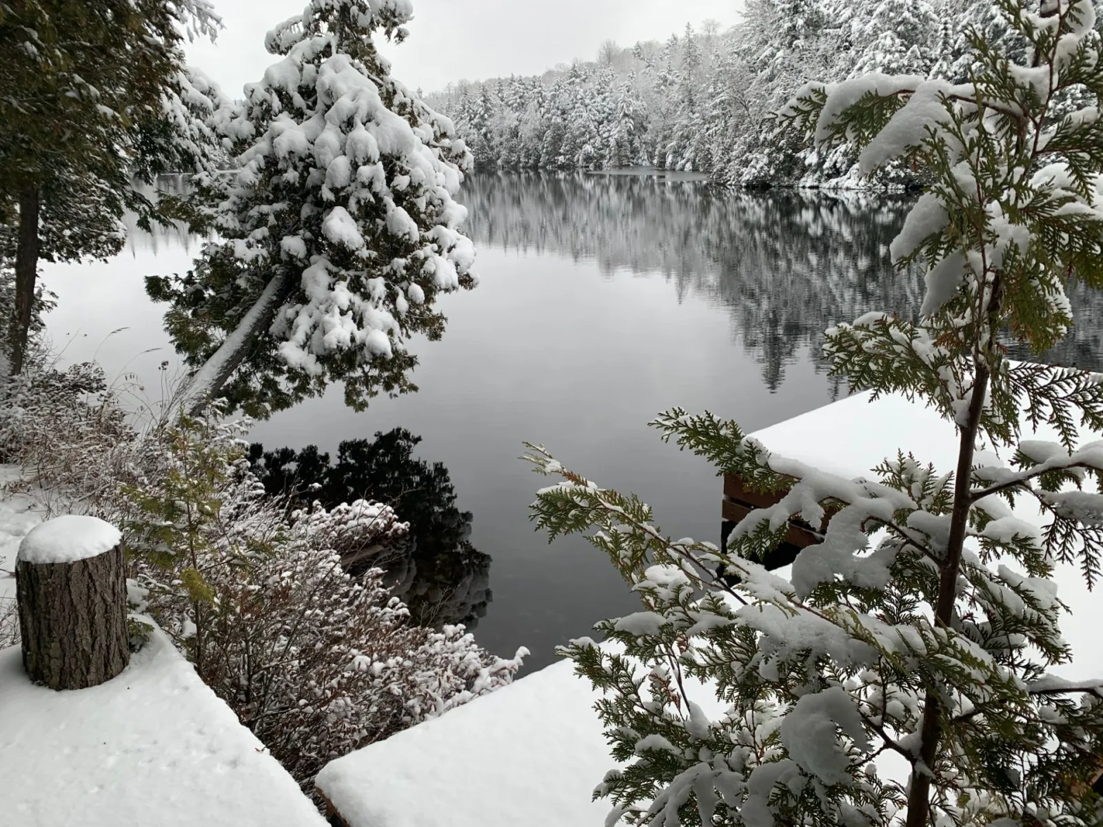 Lac d’hiver depuis le quai